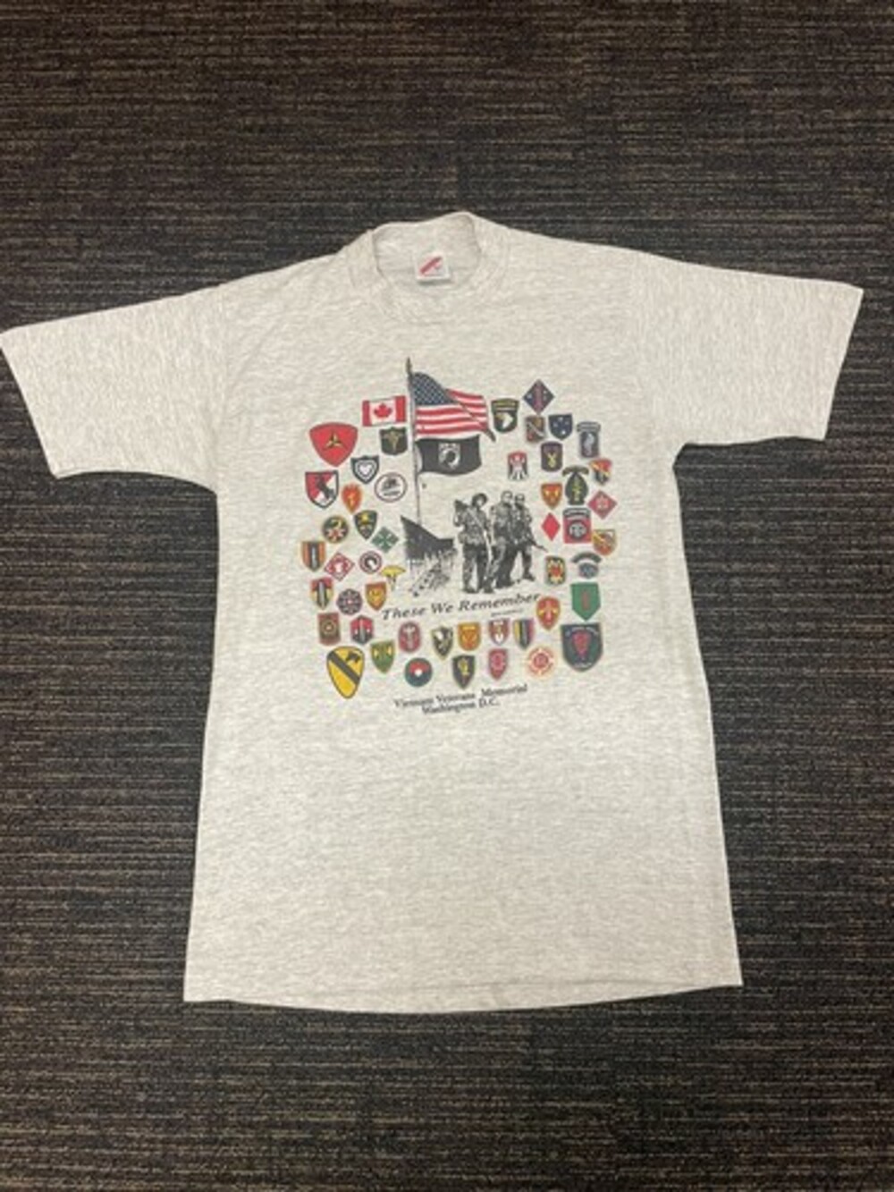 Vintage Vietnam Veterans Memorial POW MIA Single Stitch T Shirt 1991 Size M